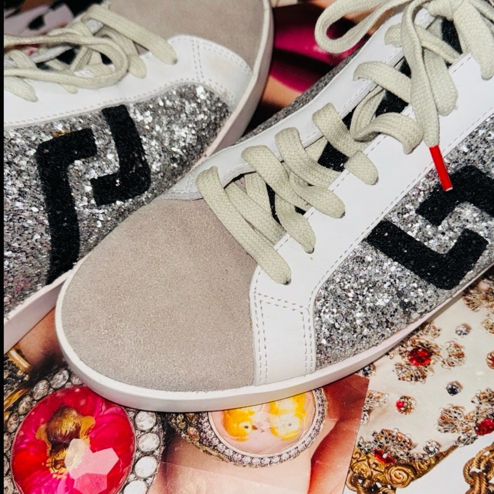 🖤•💎•🖤 🔴 ROLLIE x Bedazzled Baddie Vibes 🔴 💎•🖤•💎